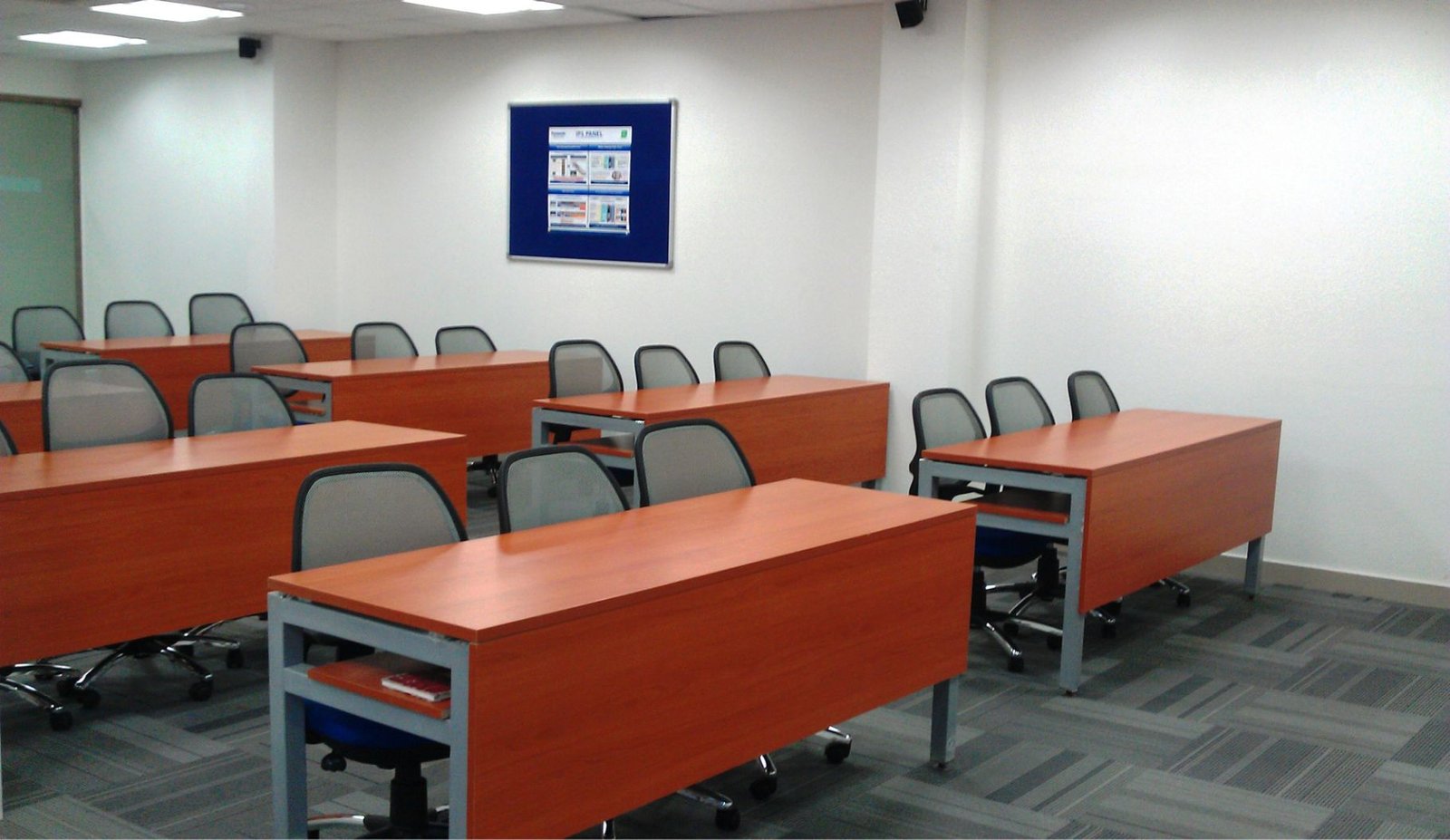 1587751066-bbb85e3b300abf601e61a00e547f6309-floor ws - 122